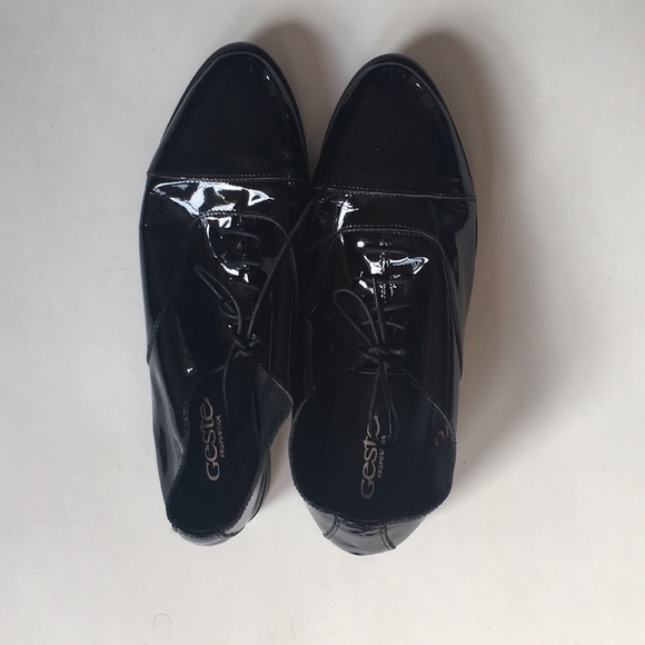 Geste Italian patent leather Oxford flat shoes - Picture 4 of 7